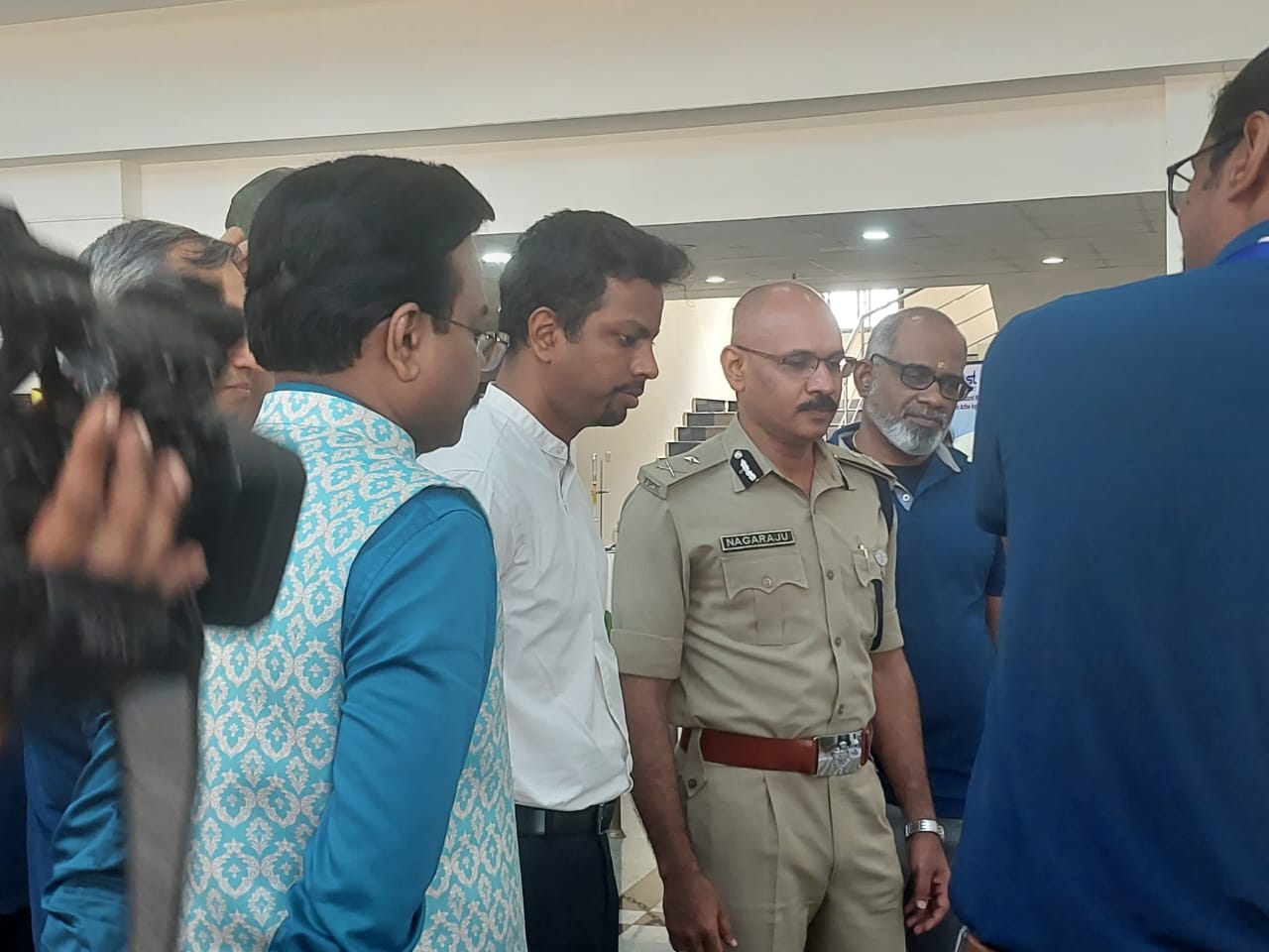 Geromic George IAS District Collector, Trivandrum and Nagaraju Chakilam IPS Commissioner of Police, Trivandrum City inaugurated the final day event of OWOL, 'Open Day'
